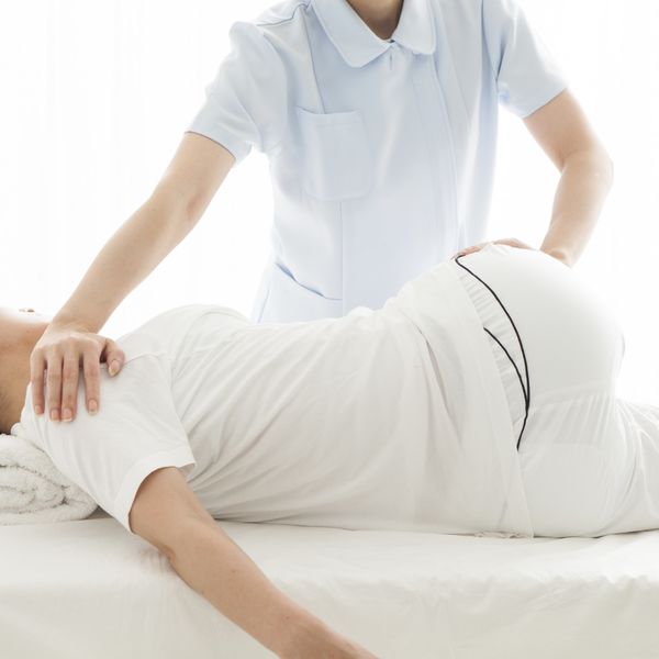 神奈川県・秦野市でぎっくり腰や肩こり等様々な症状に対応しております