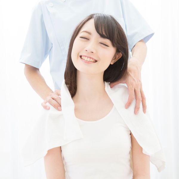 神奈川県のみらい堂整体院は痛みのある肩こりに対応しております